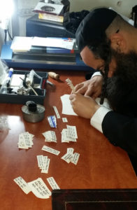 תפילה נגד עין הרע, לחשים וקמעות ע"י סופר סת"ם מוסמך.